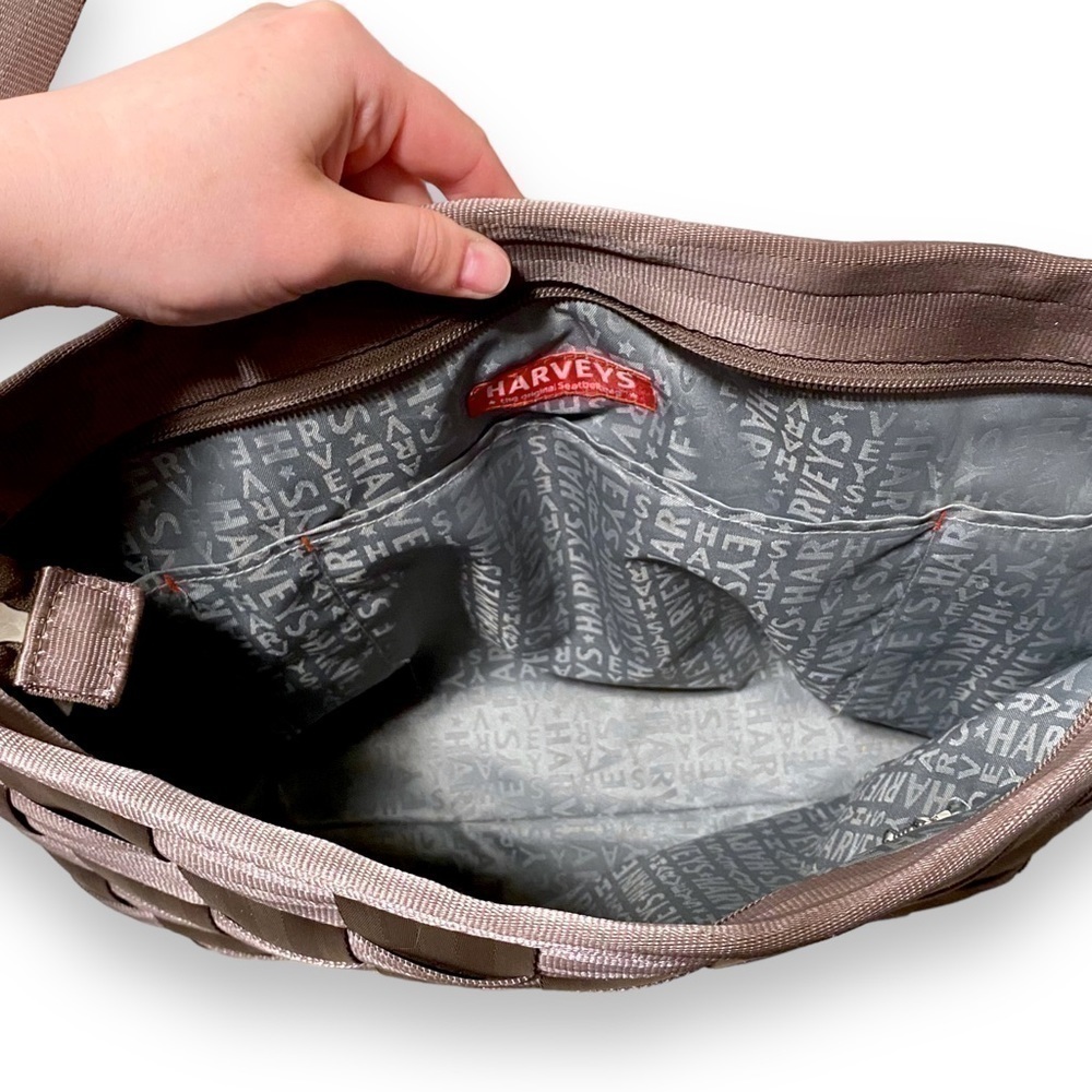 Harvey's Seat Belt Shoulder Crossbody Brown Original Large Tote Bag - Picture 6 of 9